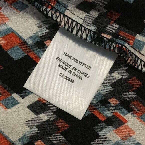 Two Tone Pixel & Faux Leather Shoulder Back Zipper Tank Top - Picture 9 of 13